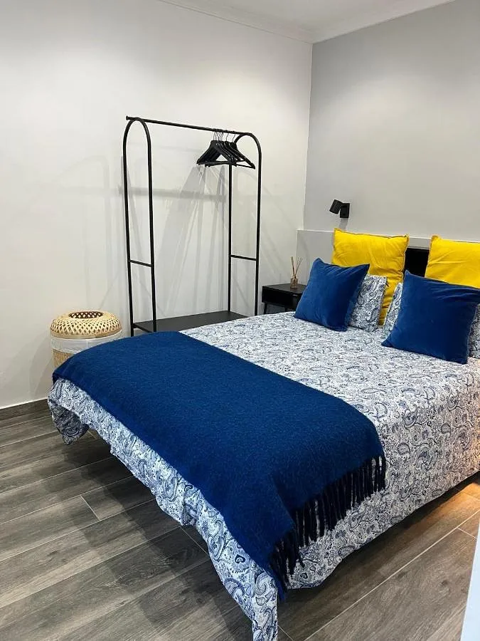 Apartamento de vacaciones para 6 personas, con jardín y vistas - 1