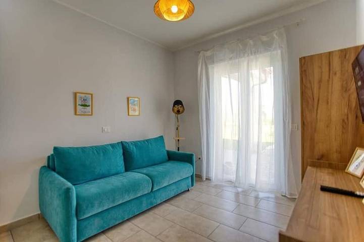 Calabria – Vacation Home with a Garden, Ocean View, and Close to the Beach Near Tropea and Pizzo in Briatico, Province de Vibo Valentia