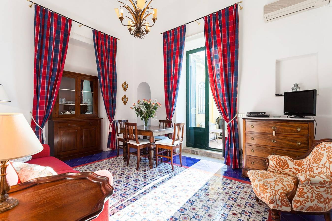Entire apartment, Casa Praiano in Positano, Sorrento Coast