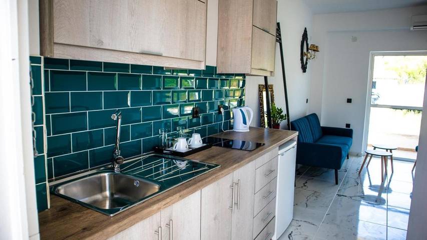 Appart’hôtel pour 3 personnes, avec jardin et piscine