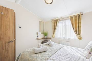 Static Caravan for 4 People in Havenstreet and Ashey, Isle of Wight, Photo 2