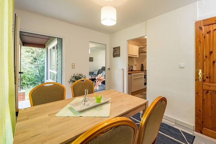 Bungalow für 5 Personen, mit Garten und Ausblick, mit Haustier im Thüringer Wald - 3