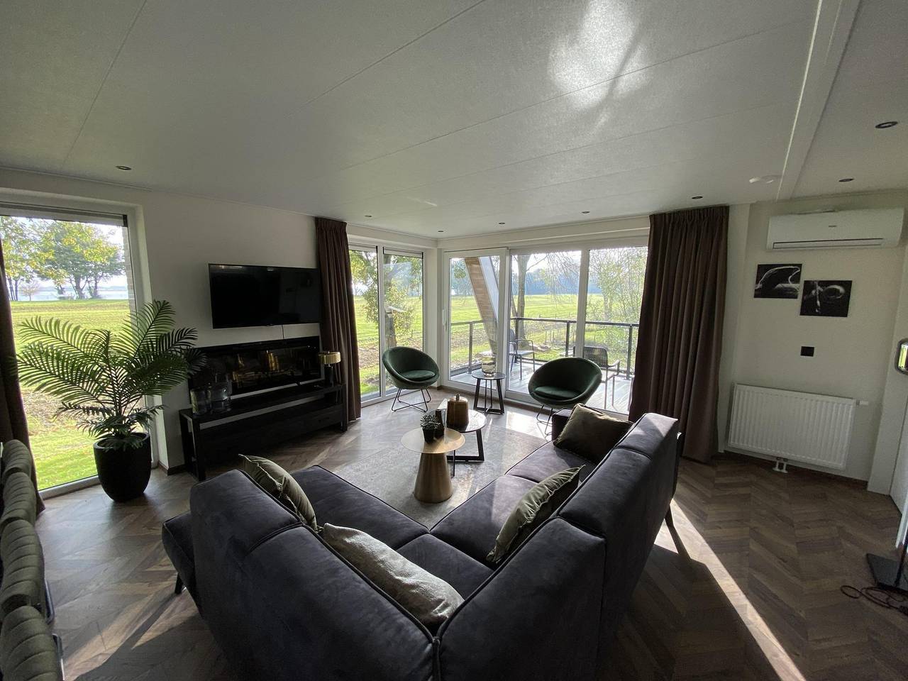 Europarcs Zuiderzee — Dijkvilla Wellness 8 in Veluwemeer