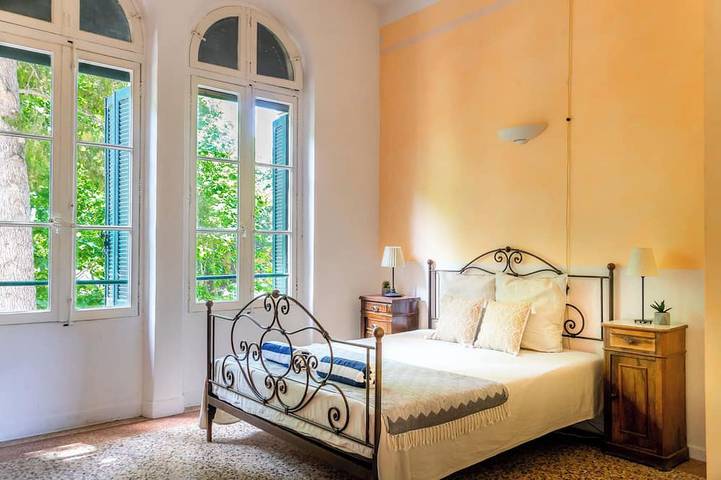 Appartement entier, Marguerite - bel appartement dans le Couvent les Ursulines rénové, Pézenas in Pézenas, Côte méditerranéenne (France)