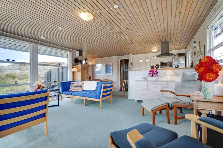 Nice home in Oksbøl w/ Wifi and 3 Bedrooms in Grærup, Varde