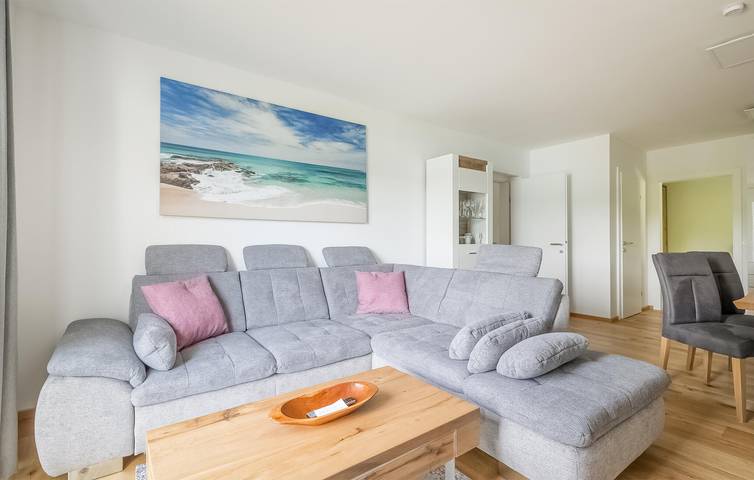 Ganze Ferienwohnung, Gemütliche 2-Zimmer-Wohnung in der Nähe von Velden am Wörthersee und am Strand in Velden am Wörther See, Villach-Land
