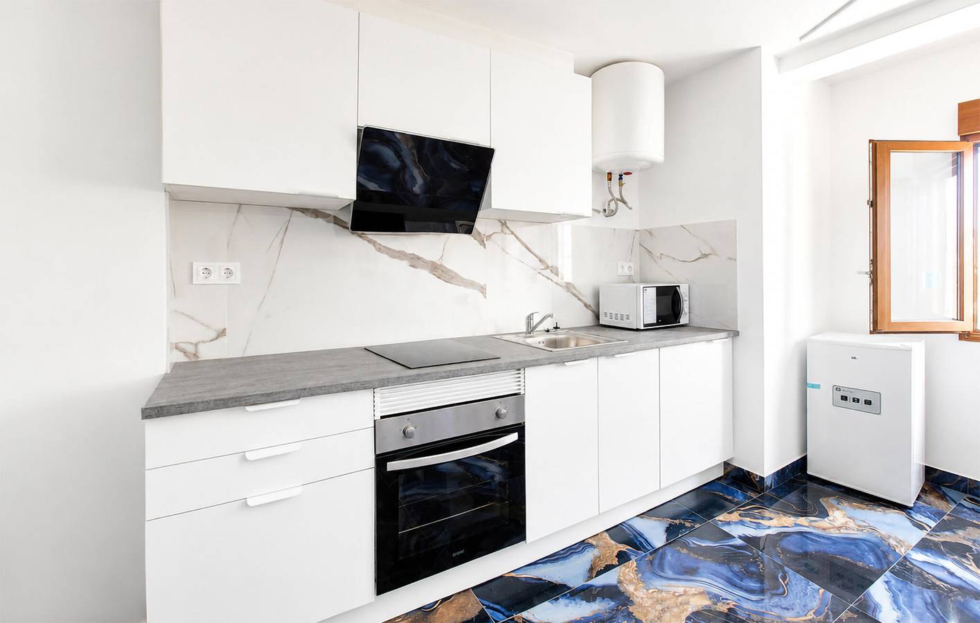 Apartamento vacacional entero, Acogedor apartamento con wifi, aire acondicionado y aparcamiento cerca de Villar del Arzobispo in Villar del Arzobispo, Provincia de Valencia
