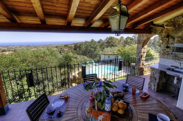 Gîte pour 6 personnes, avec Terrasse et Jardin ainsi que Piscine et Vue à Solaro - 4