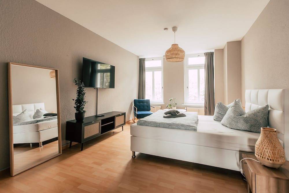 Apartamento entero, *Botanical* 2-room apartment with kitchen - Luga Homes - Townhouse in Leipzig Mitte, Leipzig