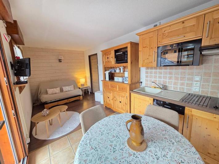 Gîte pour 4 personnes, avec Balcon dans Le Praz de Lys - 4