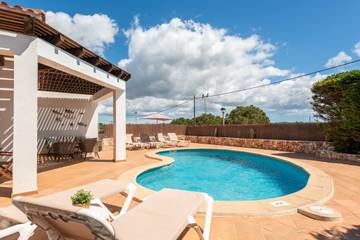 Villa in Alaior Gemeinde, Menorcas Küste für 5 