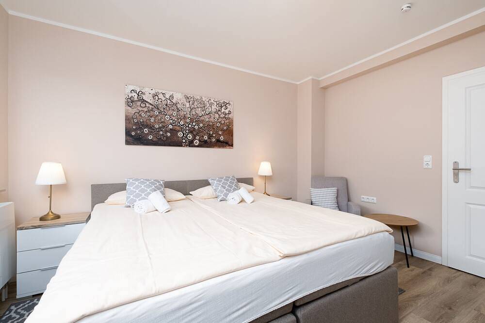 Doppelzimmer im Gästehaus Kleines Stadtidyll in Geesthacht, Kreis Herzogtum Lauenburg