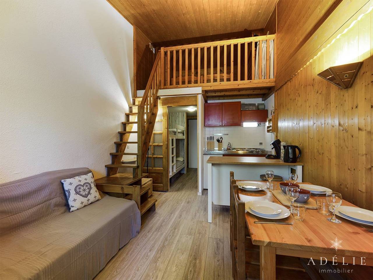 Ganzes Studio, Gemütliches Studio mit Mezzanine, Nordbalkon, Waldblick, 80m zu den Pisten in La Rosière, Montvalezan