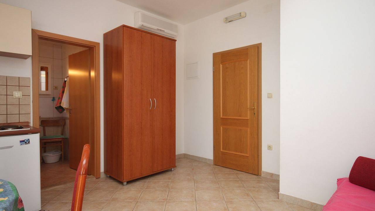 Hel ferieleilighet, Ferienwohnung für 2 Personen (29 m²) in Podgora in Podgora, Makarska Riviera
