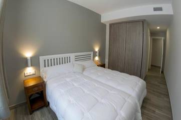 Hôtel pour 4 personnes, avec terrasse à Ayerbe
