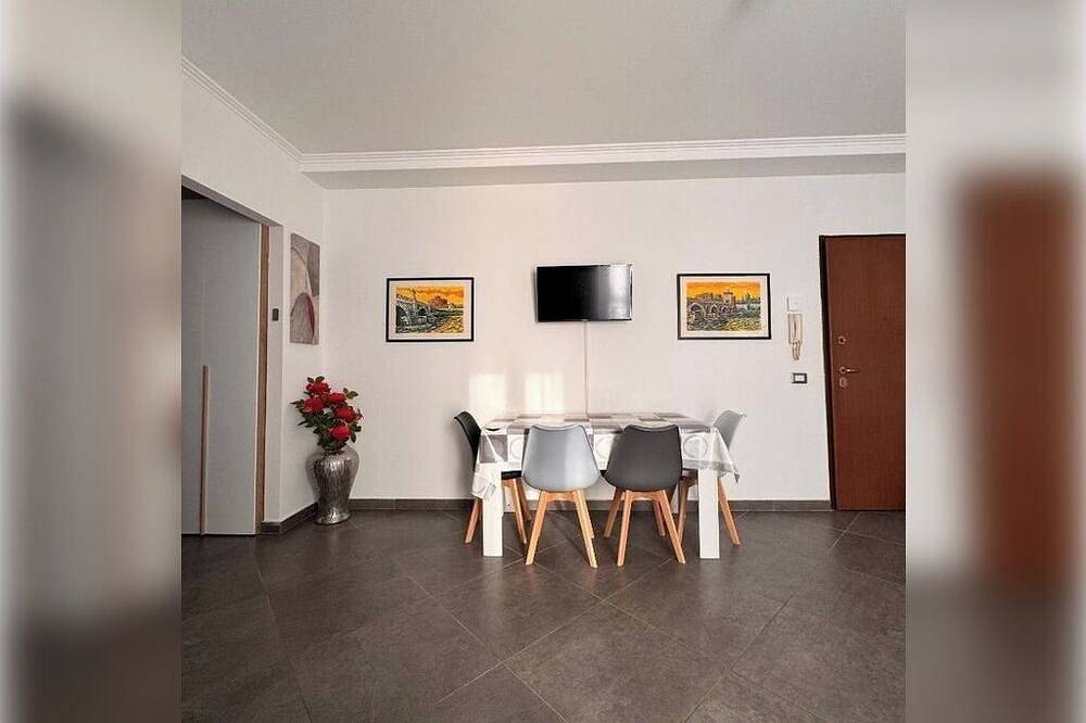 Entire apartment, Elegant apartment near fiumicino in Fiumicino, Rome Province