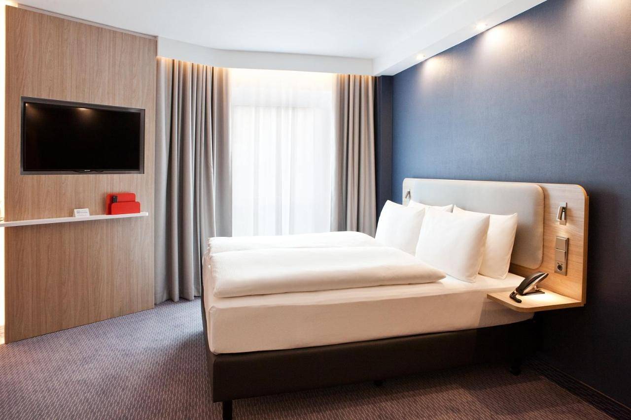 Holiday Inn Express - Offenburg by Ihg in Offenbourg, Forêt-Noire centrale