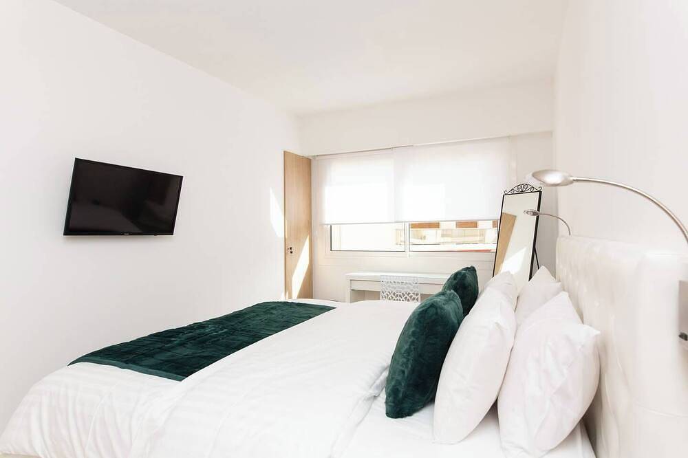 Ganze Wohnung, Brand new 2 bedrooms next to Croisette ! in Cannes, Mittelmeerküste (Frankreich)
