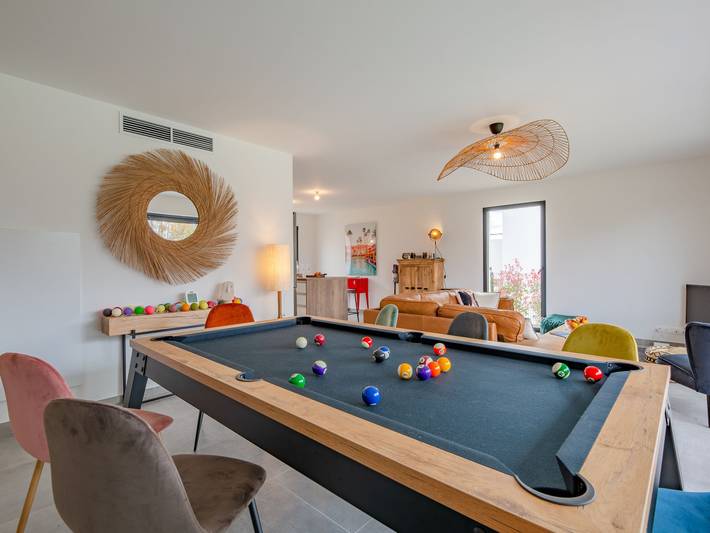 Location de vacances pour 8 personnes, avec terrasse et jardin à La Roquette-sur-Siagne - 4