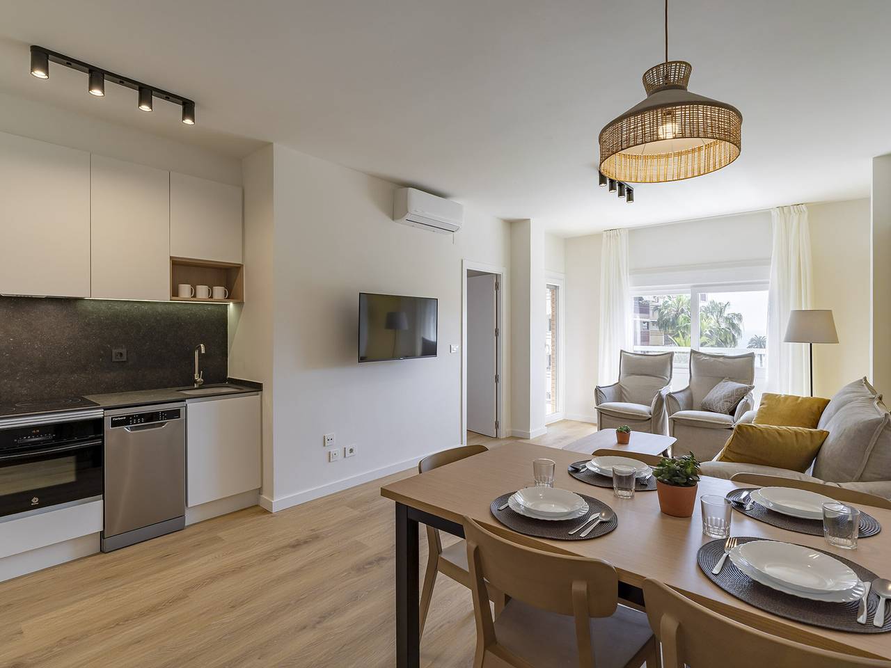 Entire apartment, Modern apartment with terrace and pool in Benicàssim in Benicassim, Costa del Azahar