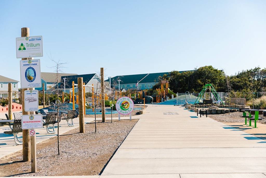 ★ \"Das Haus ist perfekt - stilvoll, komfortabel und nahe am Strand.\" in Nags Head, Dare County