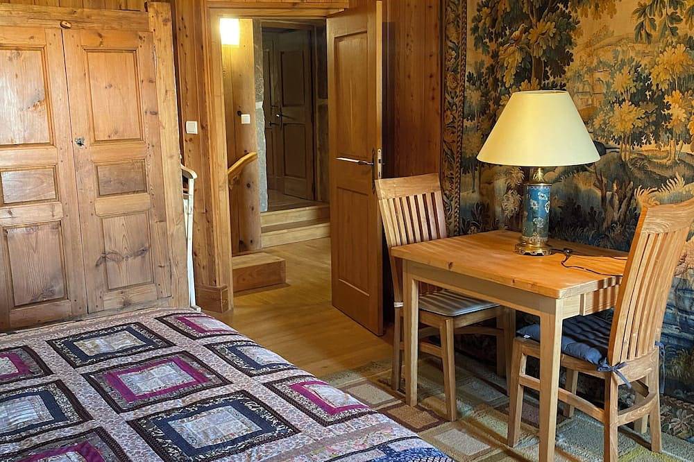 Authentique Maison du Plateau Ardéchois du 16eme Siècle Entièrement Restaurée in Sagnes-et-Goudoulet, Parc naturel régional des Monts d'Ardèche