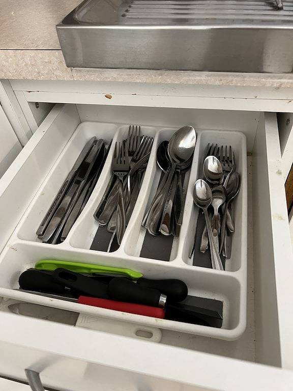 Salty Crew villa , Central spot , Pet friendly ,private garden oasis secure yard in Hawks Nest, Hunter Valley