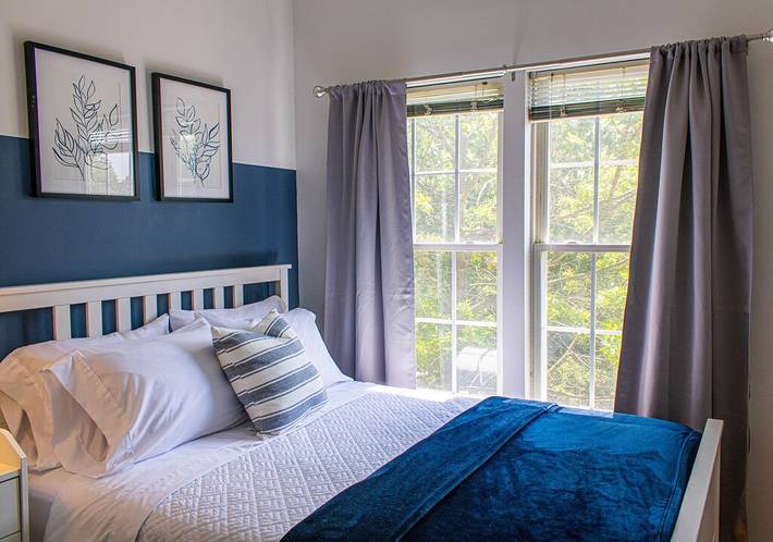 Vacation rental for 12 people, with yard and terrace in Northern Virginia