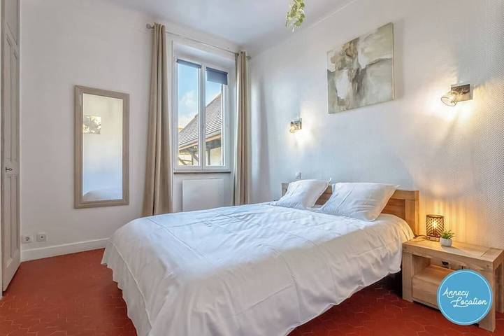 Gîte pour 4 personnes à Menthon-Saint-Bernard - 2