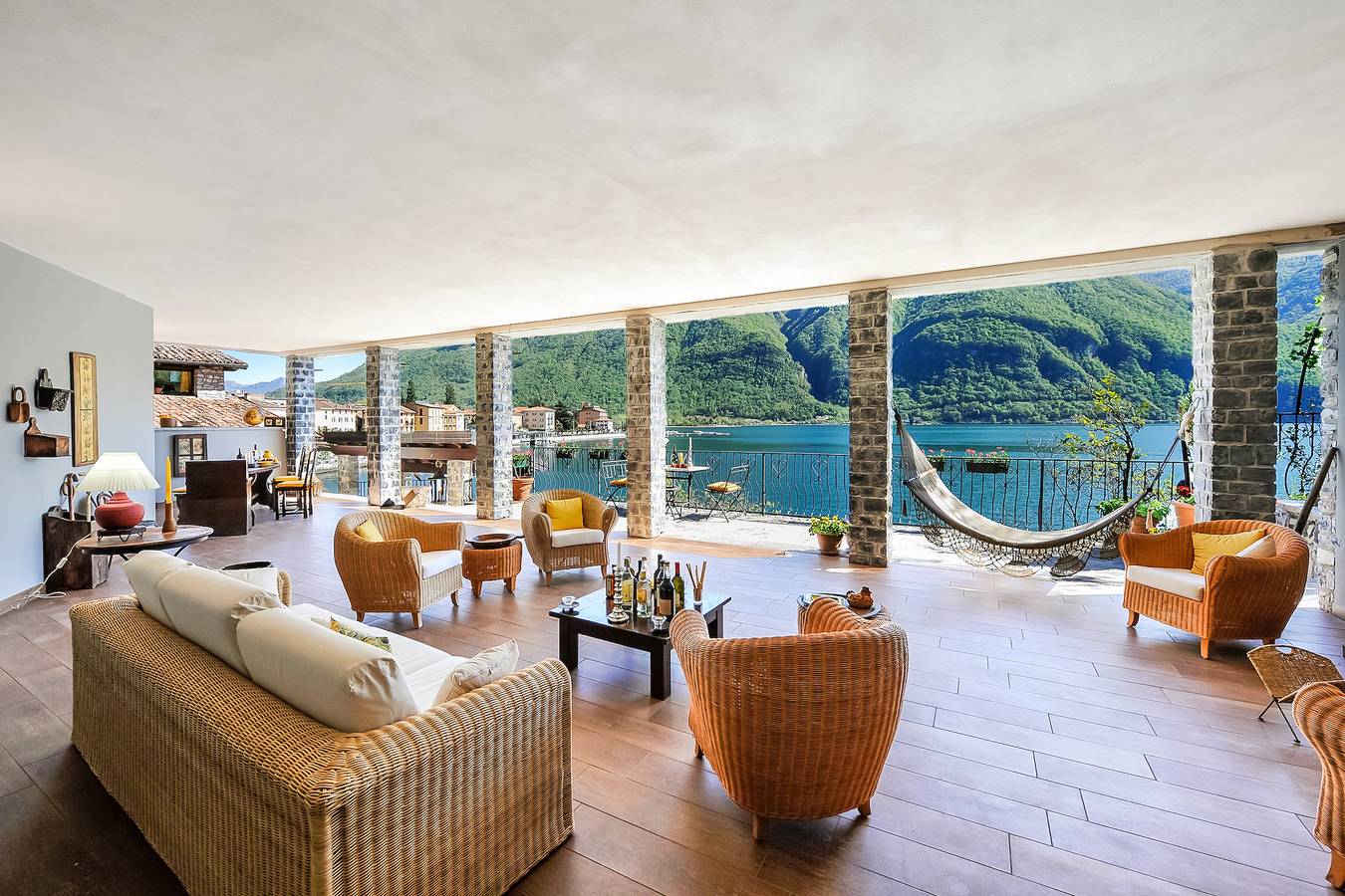 La Torre Di Porlezza in Gemeinde Porlezza, Luganersee (Italien)