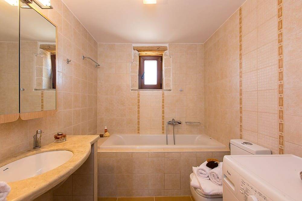 Chainteris Villa Ii, with 20m² Pool & Vast Views in Rethymno und Umgebung