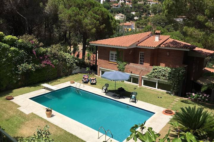 Chalet para 10 personas, con balcón y jardín - 1