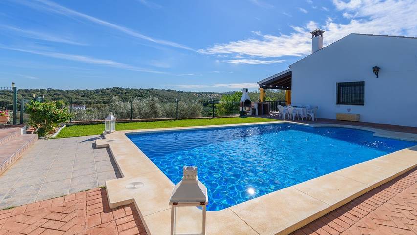 Chalet para 5 personas, con piscina y balcón/terraza, Se admiten mascotas en Sierra Norte de Sevilla - 2