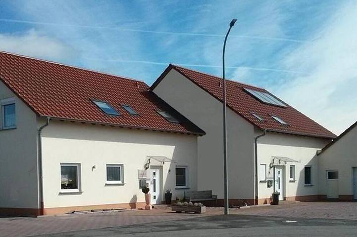 Ganze Wohnung, Appartement Nr. 2 - Appartements Am Pfaffensee in Harthausen, Rheinebene