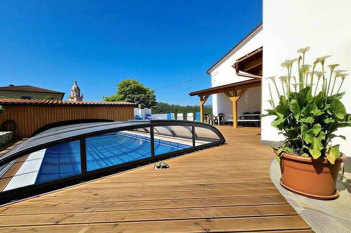 Ferienhaus für 12 Personen, mit Balkon