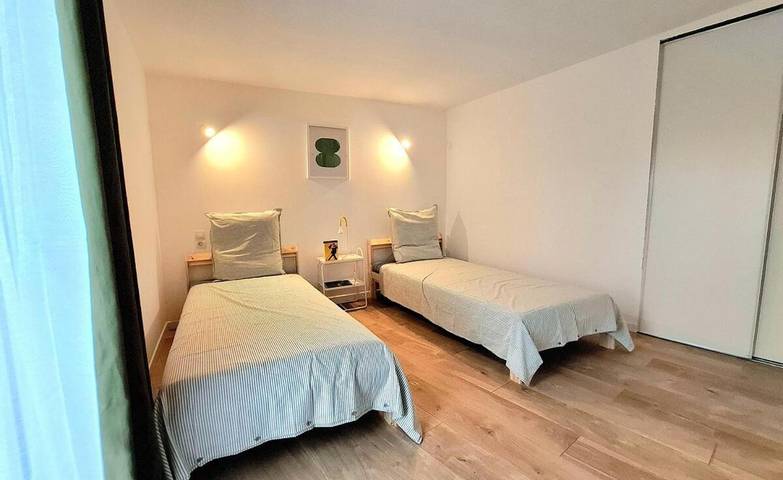 Location de vacances pour 12 personnes, avec jardin ainsi que vue et piscine à Saint-Jean-Lasseille - 4