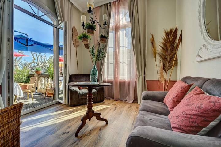 Hôtel pour 3 personnes, avec terrasse