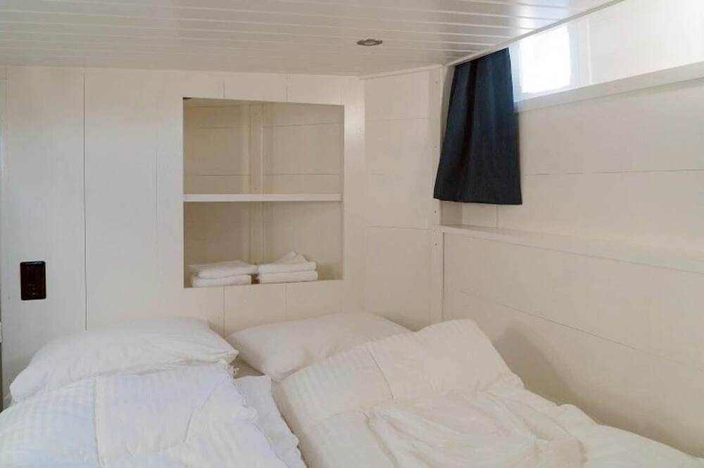 Historisches Hausboot – Aufenthalt für 7 in Naarden, Nordholland