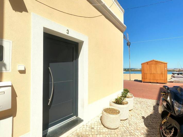 Apartamento inteiro, Studio Apartment with Sea View in Seixal, Halbinsel von Setúbal