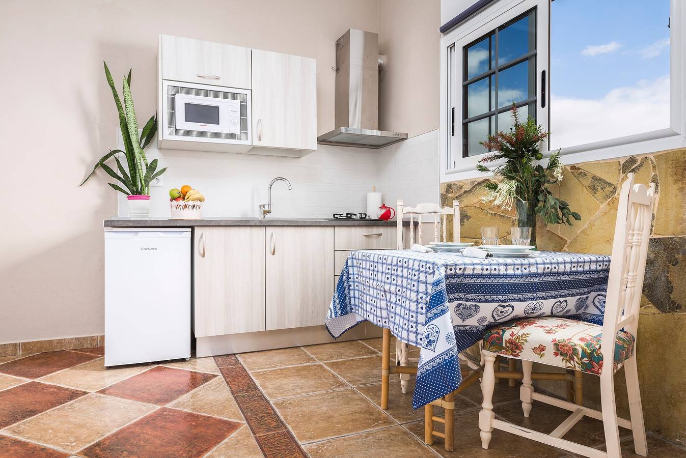 Apartamento rural "Casa Suárez" con terraza, vistas a la montaña y jardín in Tuineje, Fuerteventura