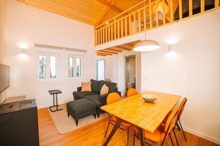 Apartamento para 4 personas, con vistas además de piscina y terraza en Gerês
