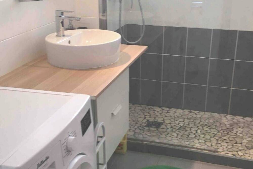 Entire apartment, Apartment Cosy annemasse in Annemasse, Saint-Julien-en-Genevois region