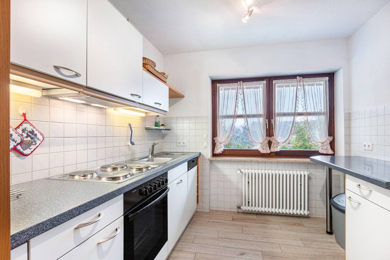 Ganze Wohnung, Ferienwohnung 'Typ C, 75qm' mit Bergblick, privater Terrasse und Wi-Fi in Suedlicher Schwarzwald, Feldberg