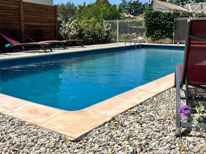 Gîte pour 5 personnes, avec jardin et piscine à Saint-Paul-Trois-Châteaux - 3