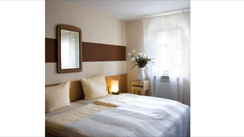 Hotel für 4 Personen, mit Terrasse