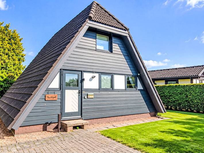 Ferienhaus für 2 Personen, mit Terrasse und Garten in Butjadingen