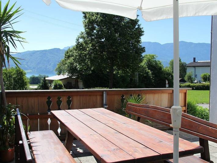 Ferienhaus für 4 Personen, mit Seeblick und Garten sowie Terrasse im Salzkammergut - 2