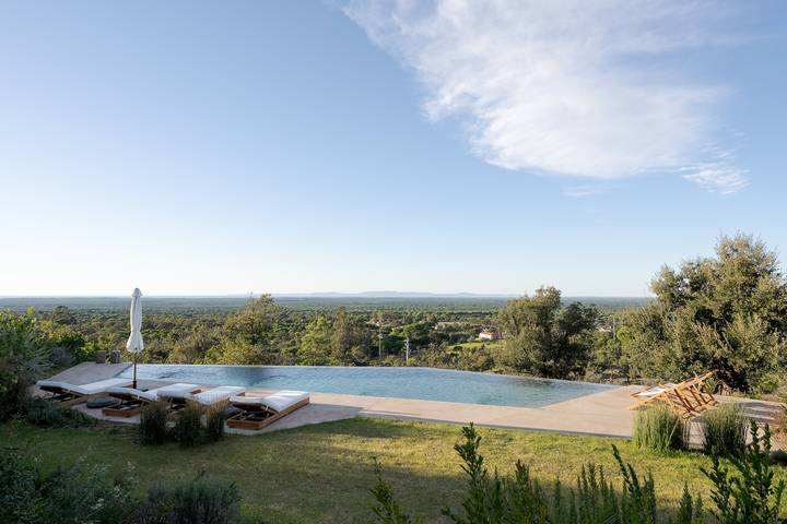 Location de vacances pour 10 personnes, avec terrasse et jardin à Melides - 4