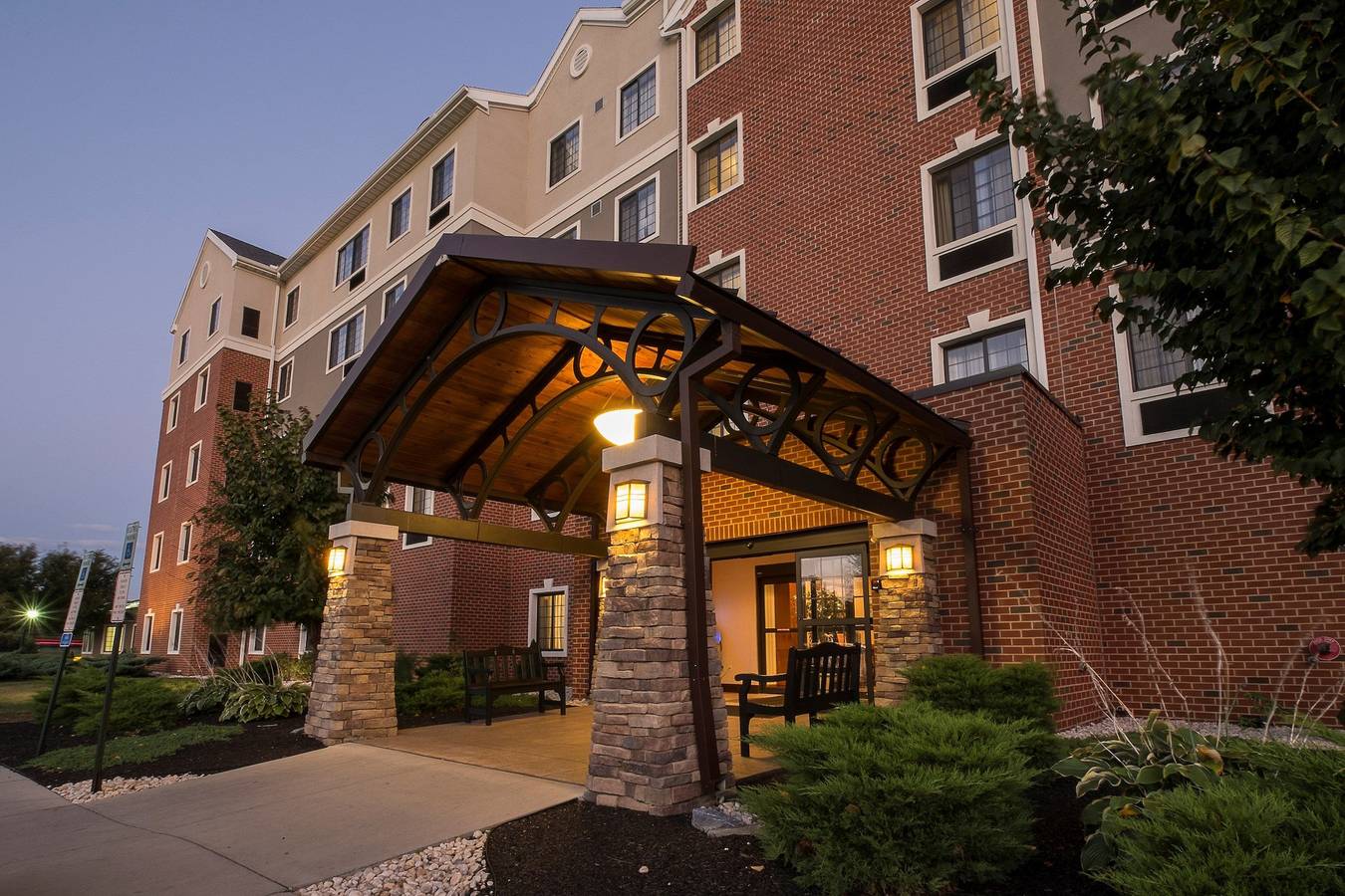 Ganzes Studio, Staybridge Harrisburg Hershey in Harrisburg, Dauphin County