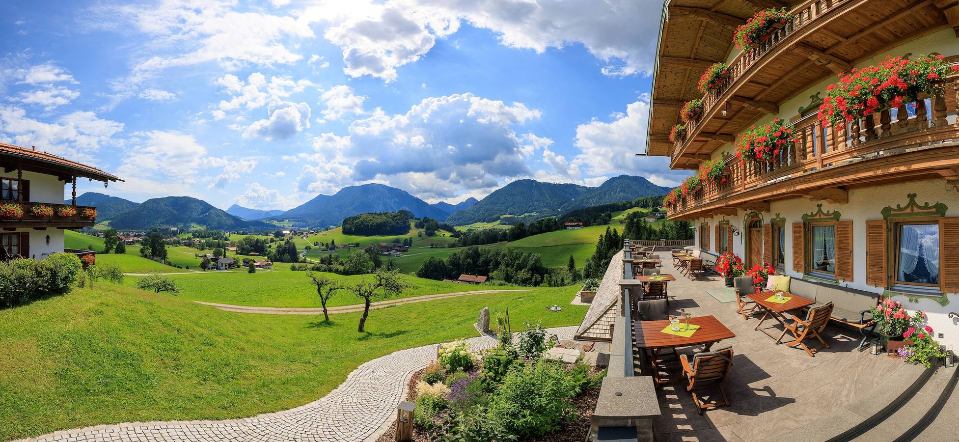 Ganze Ferienwohnung, Steinberger Hof inkl. Chiemgaukarte - Westernberg 60qm, Balkon, Kochnische, 2 Schlafzimmer, Wohnzimmer, 4 Pers., Wlan in Ruhpolding, Bayerische Alpen
